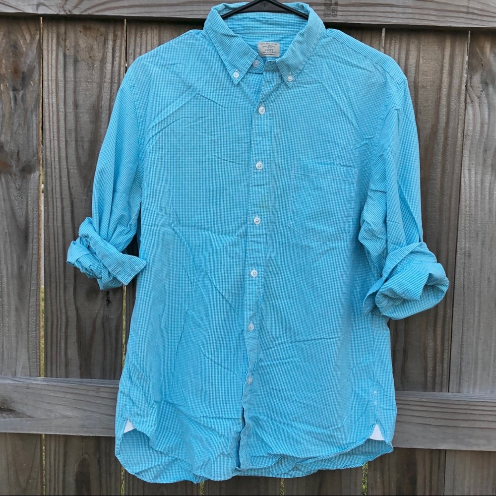 J Crew Men’s Button Down Top 🔹